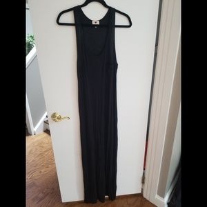 Classic Black Maxi Dress with Pocket